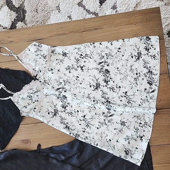 3 Piece Intimates/ Sleepwear Set By Apt. 9 - Picture 2 of 16